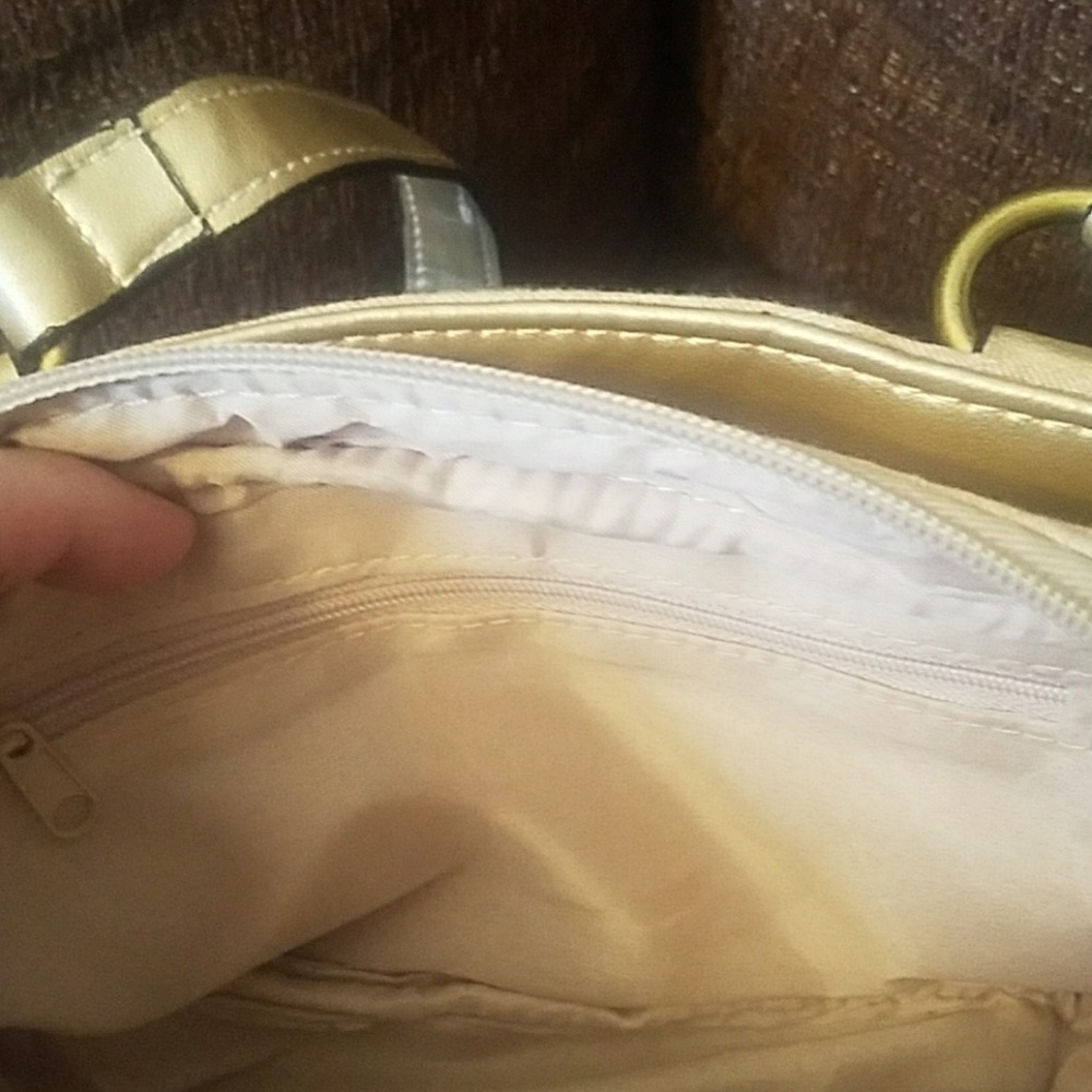 Purse - Picture 6 of 8